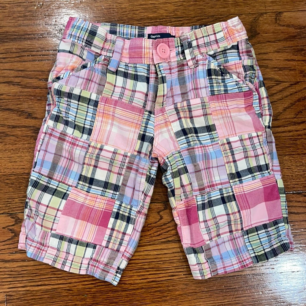 Gap kids girls madras plaid Bermuda shorts pink size 8